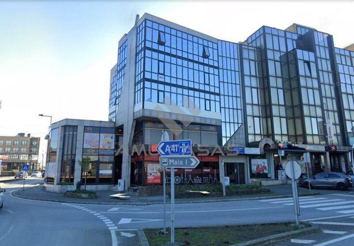 Erhvervsejendom i Maia, Porto, Maia - € 220.000 | Ref: LP15052024 - foto 1