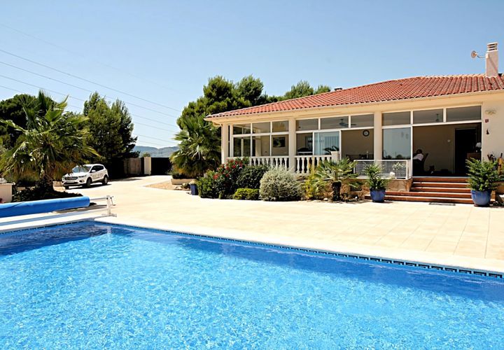 Villa i Onil, Alicante, Onil - € 449.000 | Ref: SE7216 - foto 1