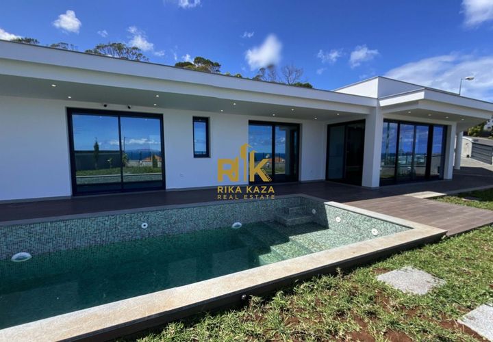Villa i Machico, Madeira, Machico - € 1.250.000 | Ref: RK11461 - foto 1
