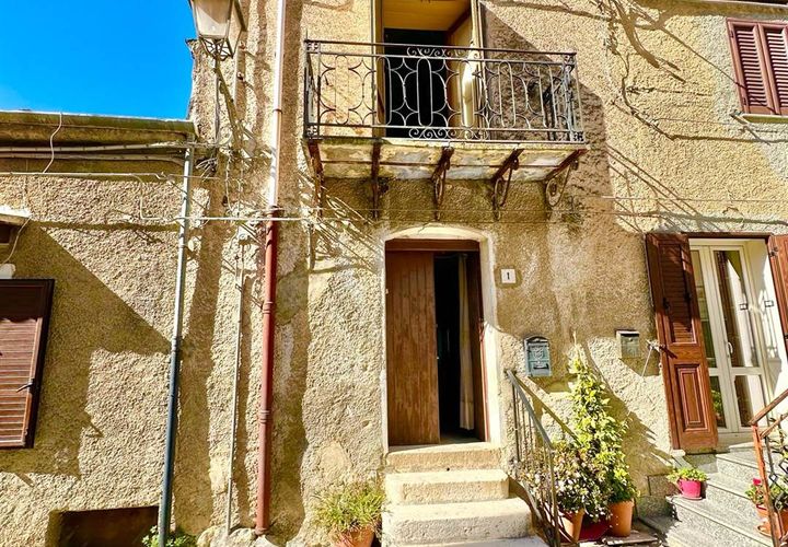 Villa i Palazzo Adriano, Palermo, Palazzo Adriano - € 39.000 | Ref: 8682RV23269 - foto 1