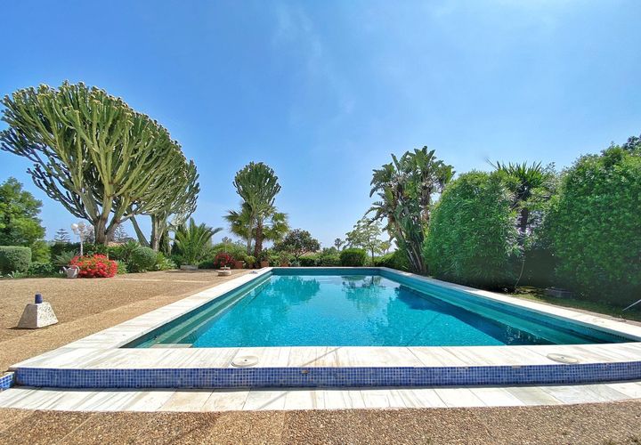Villa i Marbella, Malaga, Marbella - € 1.600.000 | Ref: R2308304 - foto 1