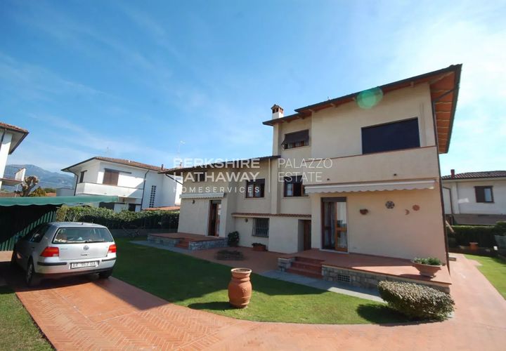 Villa i Pietrasanta, Lucca, Pietrasanta - € 1.200.000 | Ref: ito2789 - foto 1