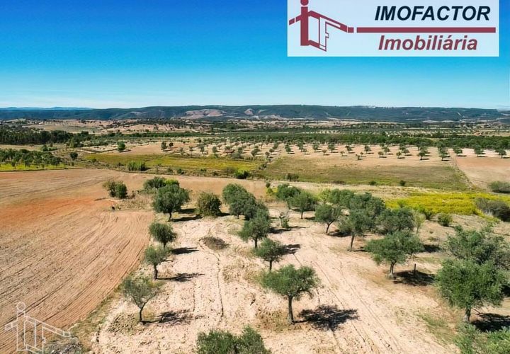 Helårsgrund i Perais, Castelo Branco, Perais - € 37.000 | Ref: 21-11755 - foto 1