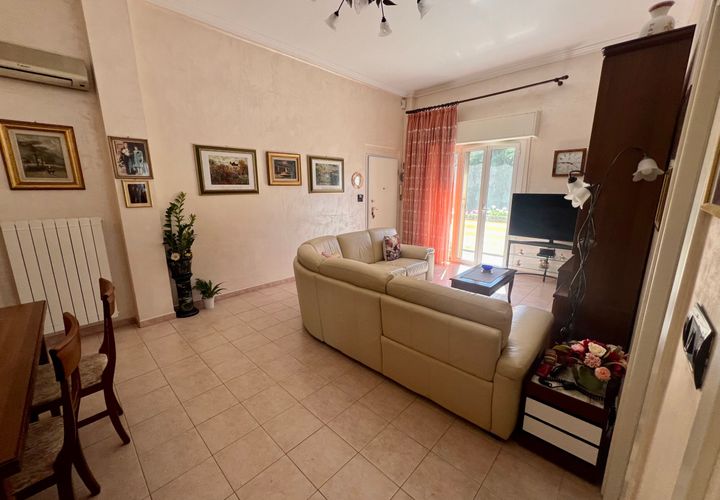 Lejlighed i Taggia, Imperia, Taggia - € 270.000 | Ref: Q243 - foto 1