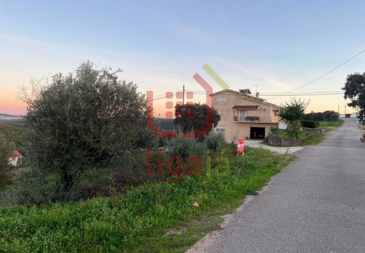 Helårsgrund i Ourem, Santarem, Ourem - € 25.000 | Ref: 1237 - foto 1