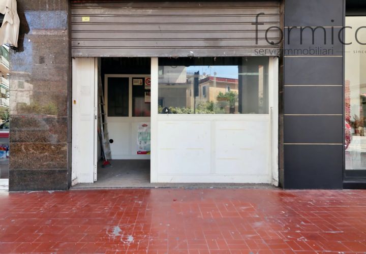 Erhvervsejendom i Naples, Naples, Naples - € 55.000 | Ref: 15965 - foto 1