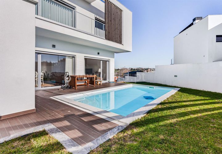 Villa i Almada, Setubal, Almada - € 880.000 | Ref: 120230241 - foto 1