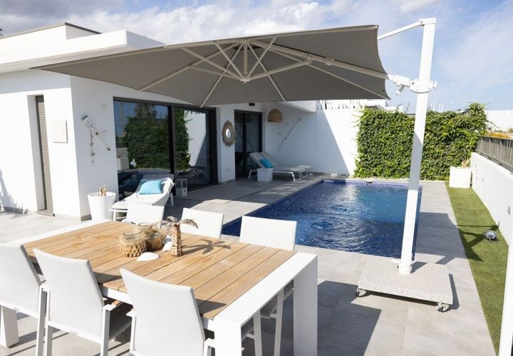 Lejlighed i Finestrat, Alicante, Finestrat - € 699.000 | Ref: VVF745 - foto 1