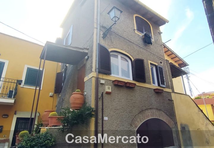 Villa i Grottaferrata, Rome, Grottaferrata - € 139.000 | Ref: GRO26 - foto 1
