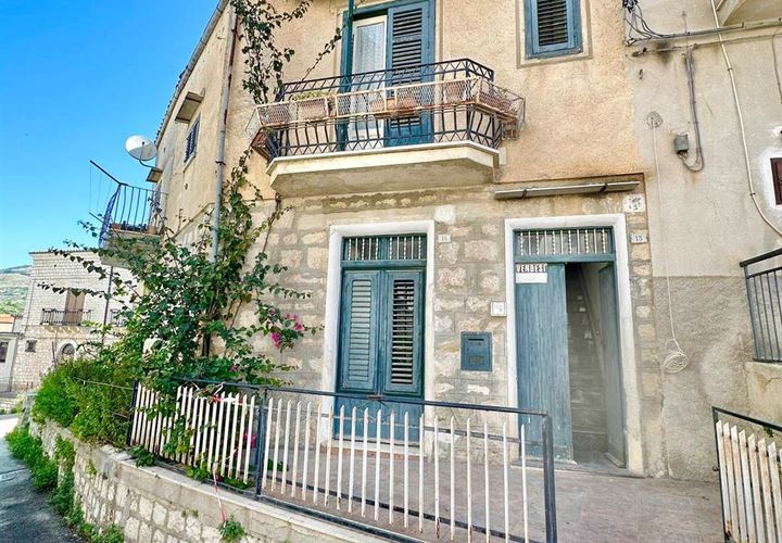 Villa a Chiusa Sclafani, Palermo, Chiusa Sclafani - € 43.000 | Ref: 8682RV90884 - foto 1