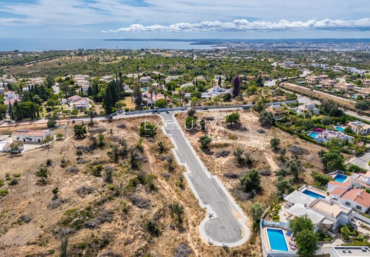 Helårsgrund i Lagoa, Faro, Lagoa - € 385.000 | Ref: EAV-3847 - foto 1