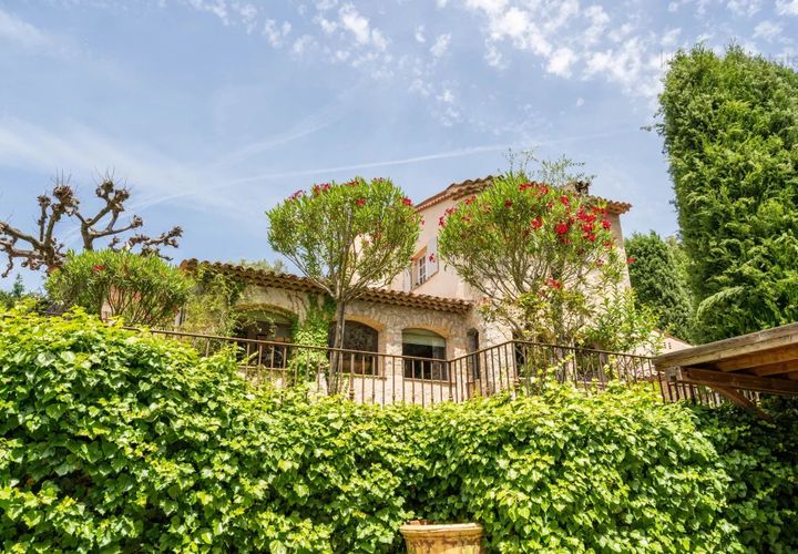Villa i Mouans-Sartoux, Alpes-Maritimes, Mouans-Sartoux - € 2.590.000 | Ref: 84972344 - foto 1