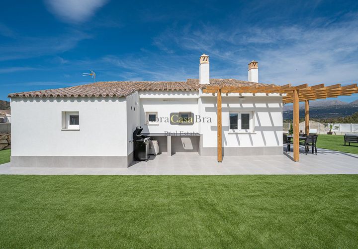 Villa i Vinuela, Malaga, Vinuela - € 365.000 | Ref: R4773148 - foto 1