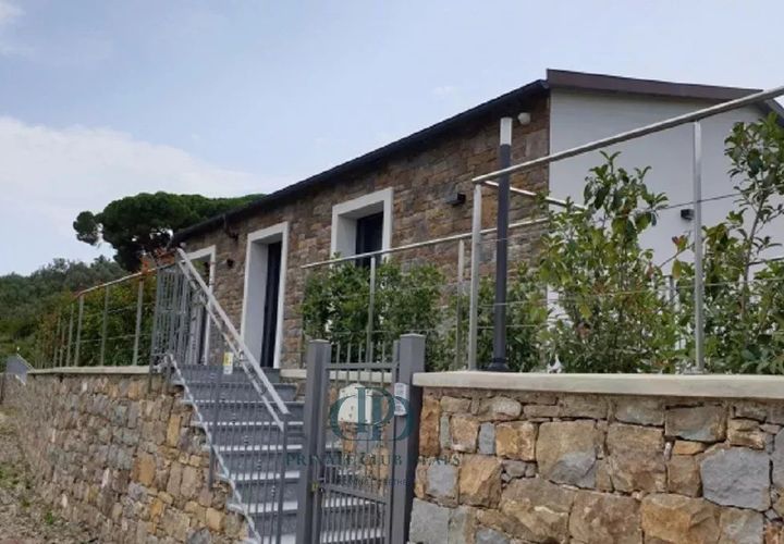 Villa i Imperia, Imperia, Imperia - € 1.250.000 | Ref: 85043624 - foto 1