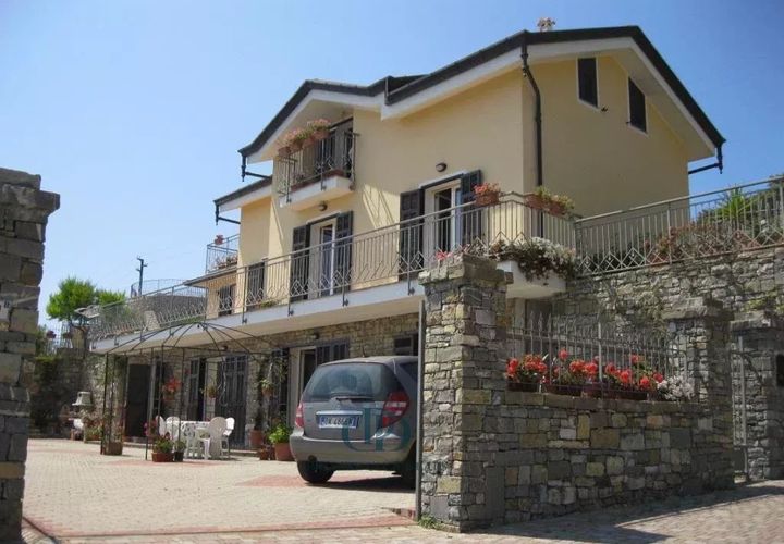 Villa i Sanremo, Imperia, Sanremo - € 1.000.000 | Ref: 85043690 - foto 1