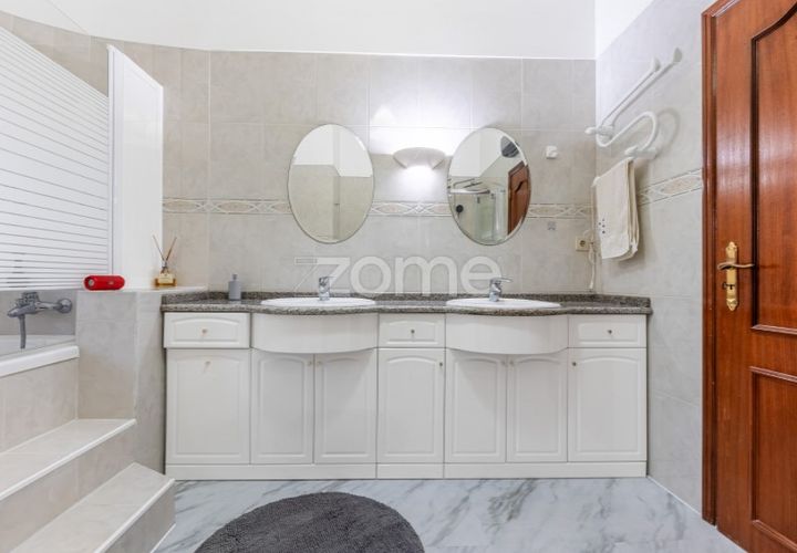 Villa i Loures, Lisbon, Loures - € 980.000 | Ref: ZMPT563283 - foto 1