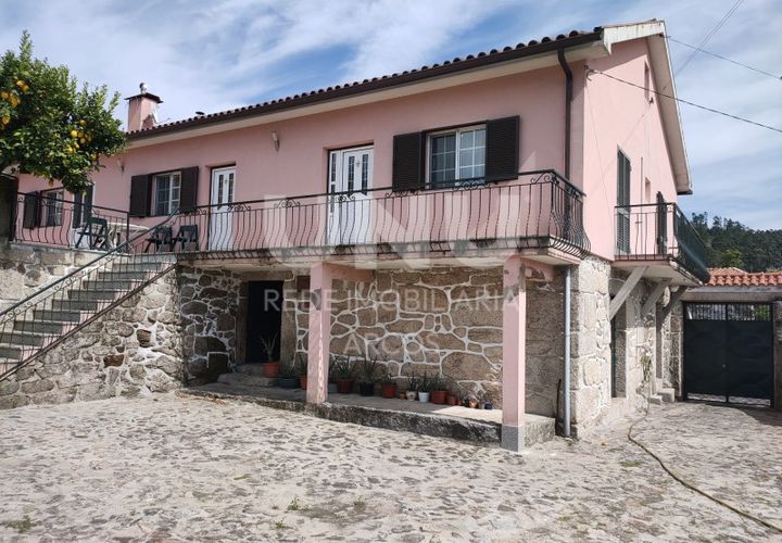 Farm i Amares, Braga, Amares - € 539.000 | Ref: UNU.I.48.23362 - foto 1