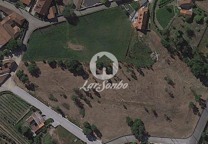 Tomt i Santo Tirso, Porto, Santo Tirso - € 255 000 | Ref: 243-T-00786 - foto 1