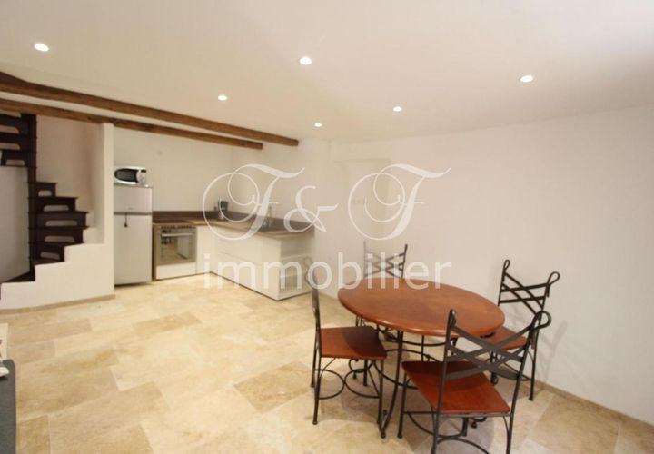 Landsbyhus i Saint-Christol, Vaucluse, Saint-Christol - € 164.000 | Ref: LUB-001208 - foto 1