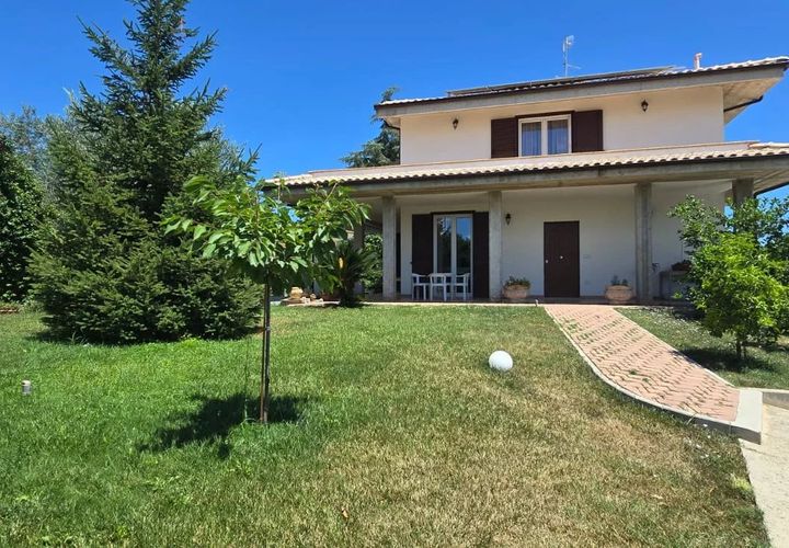 Villa a Collecorvino, Pescara, Collecorvino - € 320.000 | Ref: 85081384 - foto 1