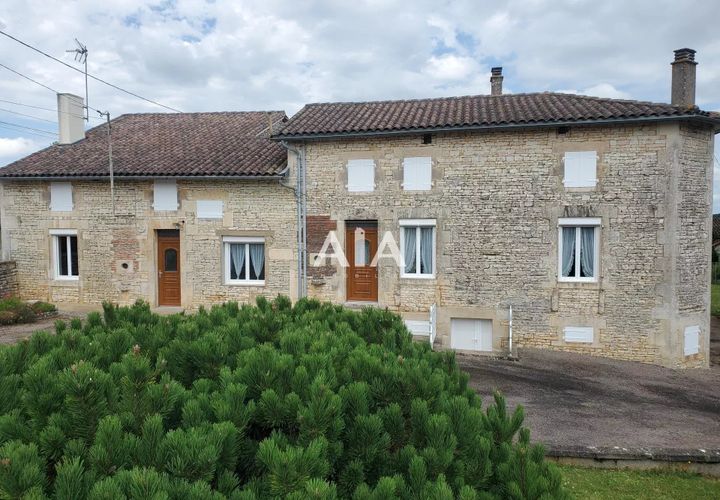 Herregård i Poursac, Charente, Poursac - € 159 000 | Ref: 1139 - foto 1