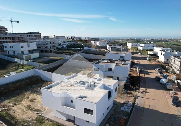 Villa i Amadora, Lisbon, Amadora - € 1.900.000 | Ref: 3400 AM - foto 1