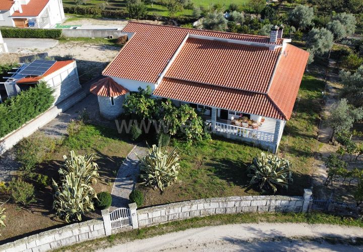 Villa i Seia, Guarda, Seia - € 234.000 | Ref: 405240078 - foto 1
