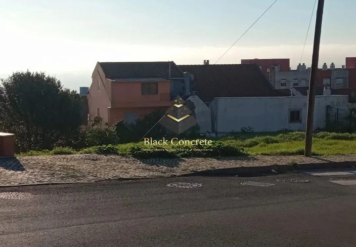 Helårsgrund i Amadora, Lisbon, Amadora - € 85.000 | Ref: BC800 - foto 1