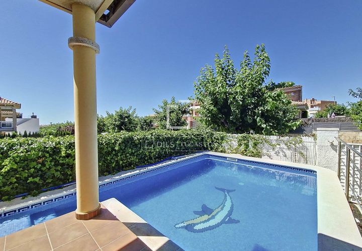 Villa a Cubelles, Barcelona, Cubelles - € 460.000 | Ref: VIL52144 - foto 1