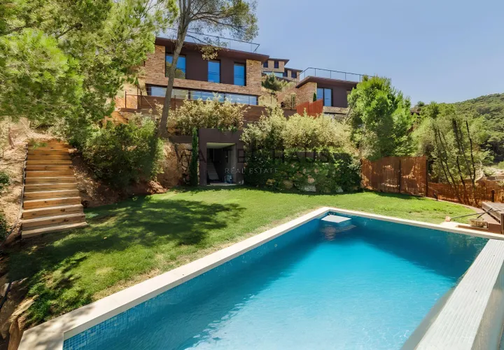 Villa a Begur, Gerona, Begur - € 2.720.000 | Ref: P0038V - foto 1