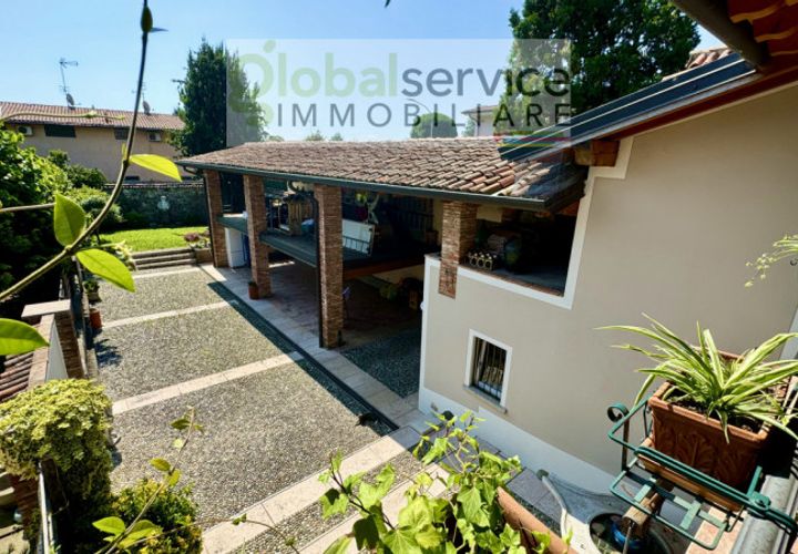 Landejendom i Bedizzole, Brescia, Bedizzole - € 515.000 | Ref: D516 - foto 1
