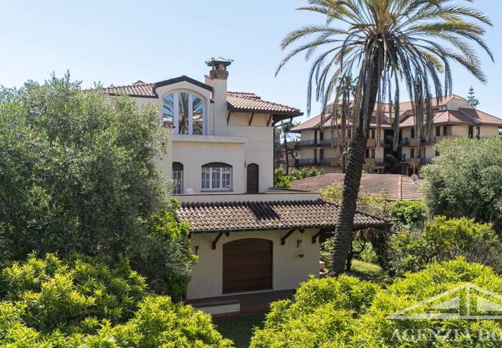 Villa a Bordighera, Imperia, Bordighera - € 4.200.000 | Ref: AG-DOM 5184 - foto 1