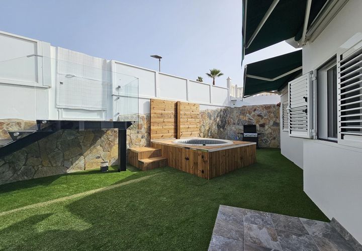 Villa a Mogan, Gran Canaria, Mogan - € 2.100/mes | Ref: NW-RM-MG - foto 1