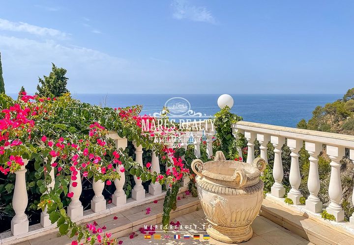 Villa a Lloret De Mar, Gerona, Lloret De Mar - € 2.971.300 | Ref: LUX0027 - foto 1