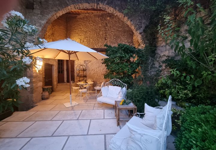 Landsbyhus i Le Barroux, Vaucluse, Le Barroux - € 990.000 | Ref: 2712 - foto 1