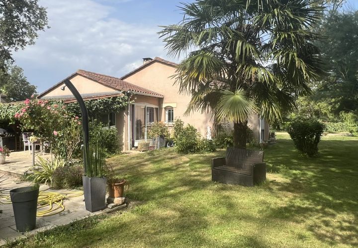 Villa a Saint-Estephe, Dordogne, Saint-Estephe - € 316.940 | Ref: BVI74276 - foto 1