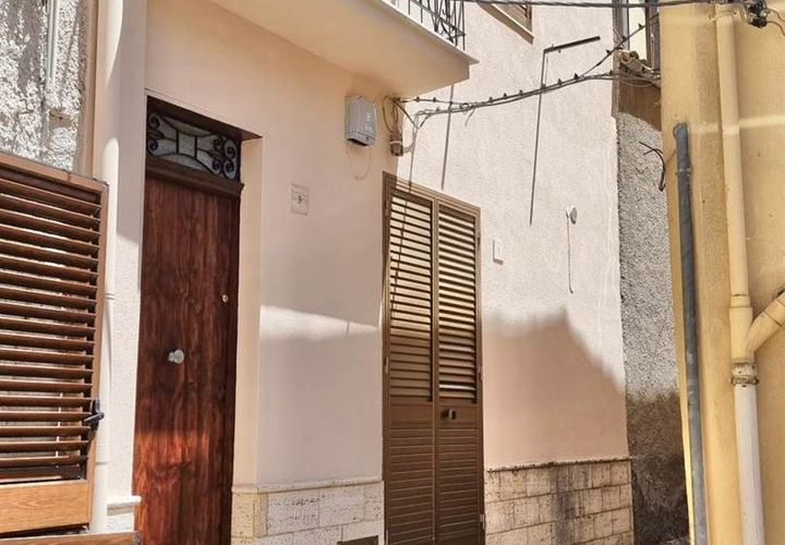 Villa i Corleone, Palermo, Corleone - € 45.000 | Ref: 8682RV39408 - foto 1