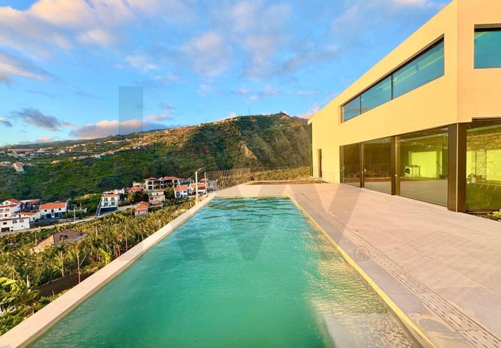 Byhus i Ribeira Brava, Madeira, Ribeira Brava - € 1.375.000 | Ref: 1212-6740 - foto 1