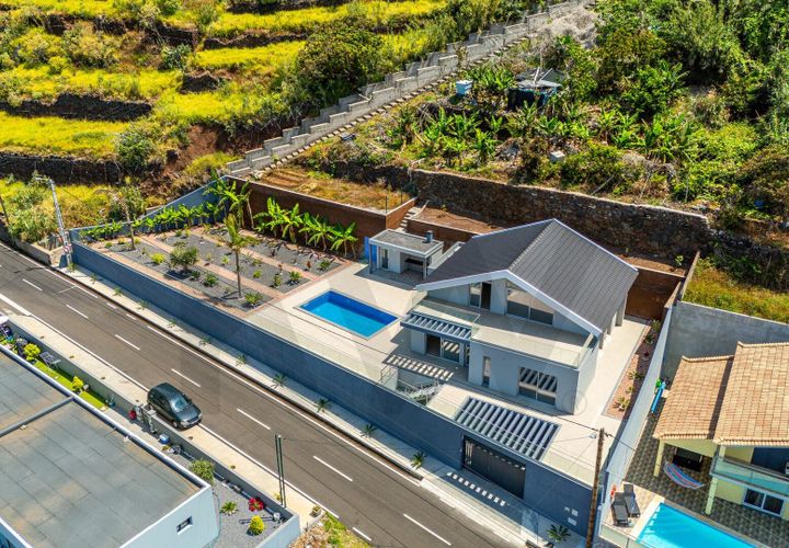 Byhus i Calheta, Madeira, Calheta - € 1.150.000 | Ref: 1212-6621 - foto 1