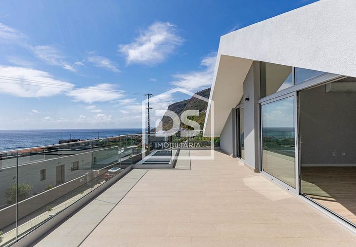 Villa a Calheta, Madeira, Calheta - € 1.150.000 | Ref: DSF130 - foto 1