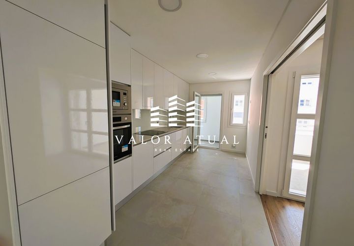 Lejlighed i Amadora, Lisbon, Amadora - € 450.000 | Ref: 70JN24 - foto 1