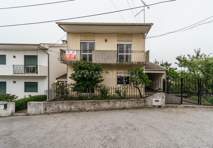 Villa i Seia, Guarda, Seia - € 215.000 | Ref: 382240105 - foto 1