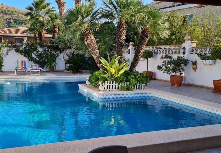 Villa en Benidorm, Alicante, Benidorm - € 745.000 | Ref: TGC-562 - photo 1