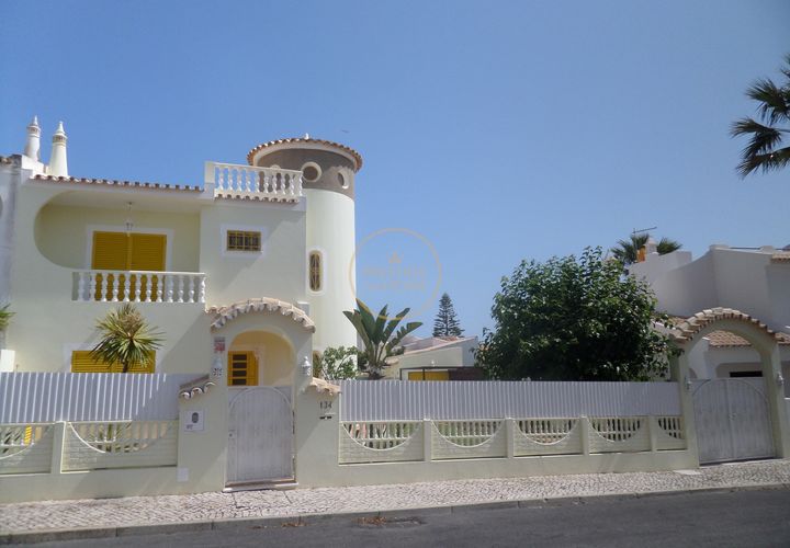 Villa a Albufeira, Faro, Albufeira - € 1.900/mes | Ref: 1027-1407 - foto 1