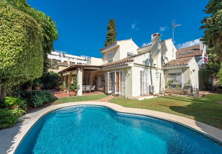 Villa a Marbella, Malaga, Marbella - € 2.720.000 | Ref: PANR-15190 - foto 1
