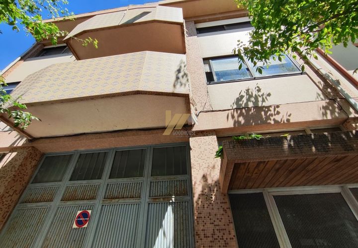 Erhvervsejendom i Espinho, Aveiro, Espinho - € 450.000 | Ref: 646 - foto 1