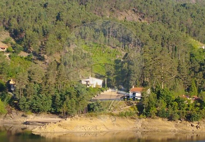 Terra a Terras de Bouro, Braga, Terras de Bouro - € 107.000 | Ref: 126971008-1 - foto 1
