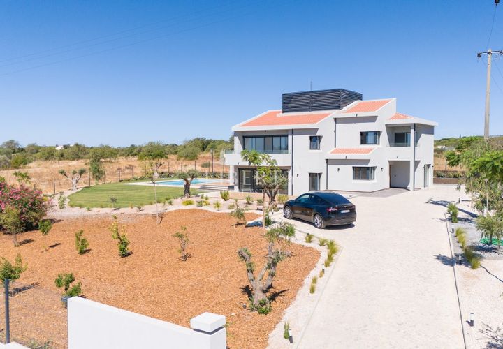 Villa i Almancil, Faro, Almancil - € 1.795.000 | Ref: LBRT292 - foto 1