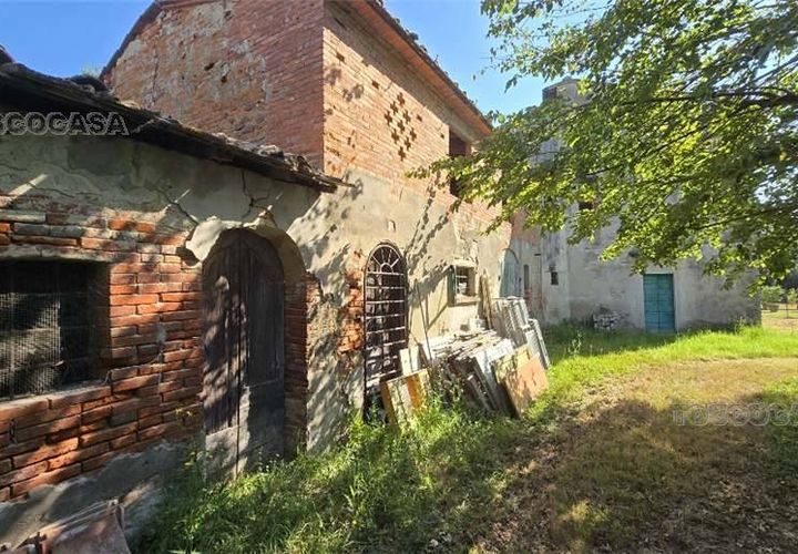 Landejendom i Fucecchio, Florence, Fucecchio - € 150.000 | Ref: 1009 - foto 1