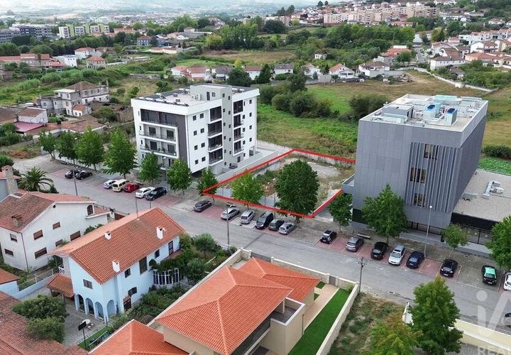 Helårsgrund i Chaves, Vila Real, Chaves - € 350.000 | Ref: 102818 - foto 1